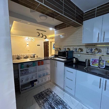 Apartment Hossam 1 Хургада Экстерьер фото